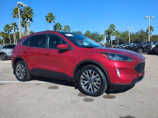 2022 Ford Escape Titanium