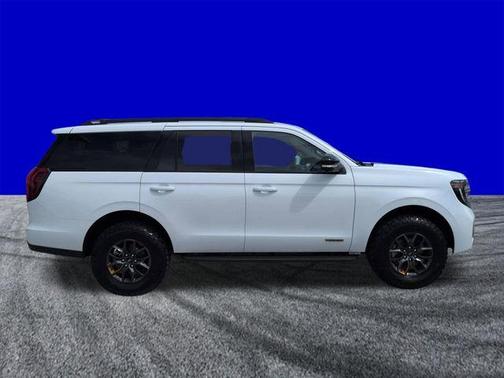 Oxford White 2026 Ford Expedition Tremor