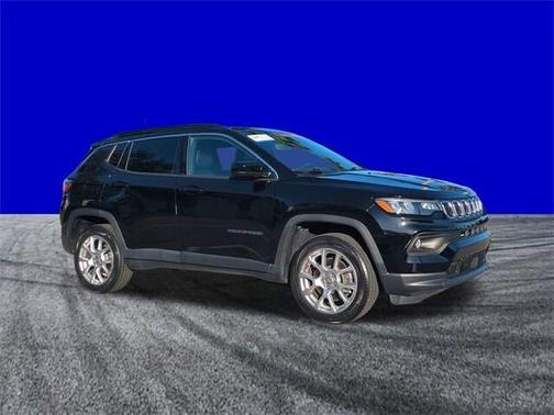 2023 Jeep Compass Latitude Lux