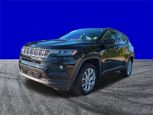 2023 Jeep Compass Latitude Lux