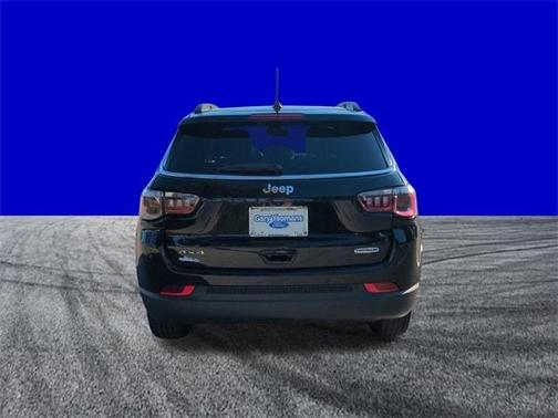 2023 Jeep Compass Latitude Lux