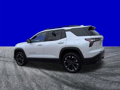 Pearl 2025 Chevrolet Equinox RS