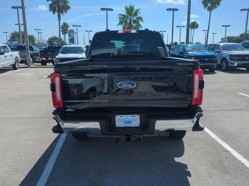 2025 Ford F-350 Lariat Super Duty