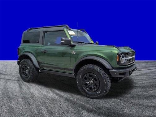 Eruption Green Metallic 2023 Ford Bronco Wildtrak