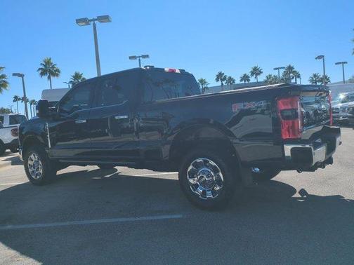 2025 Ford F-350 Lariat Super Duty