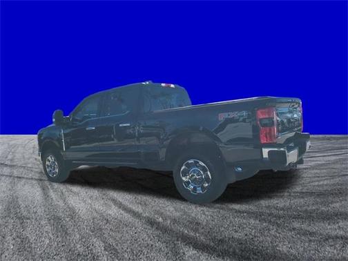 2025 Ford F-350 Lariat Super Duty