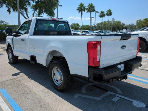 2025 Ford F-250 XL