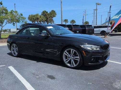Black Sapphire Metallic 2017 BMW 440 i
