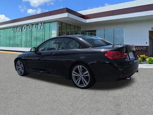 Black Sapphire Metallic 2017 BMW 440 i
