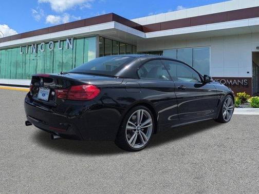 Black Sapphire Metallic 2017 BMW 440 i
