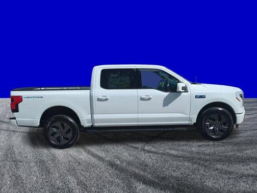 2025 Ford F-150 Lightning LARIAT
