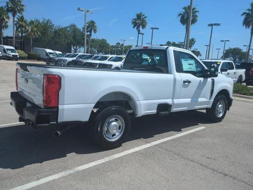 2025 Ford F-250 XL