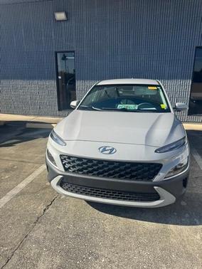 2022 Hyundai KONA SE