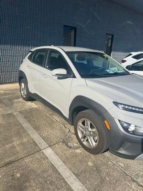 2022 Hyundai KONA SE
