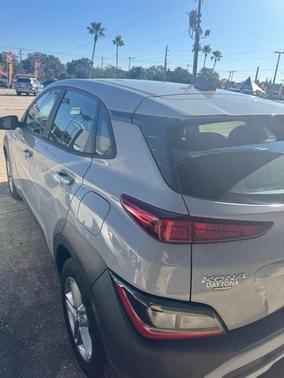 2022 Hyundai KONA SE