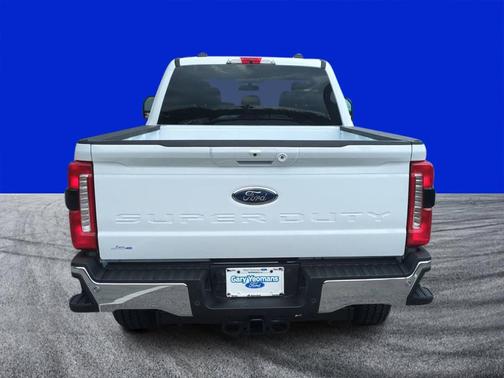 2025 Ford F-350 Lariat Super Duty