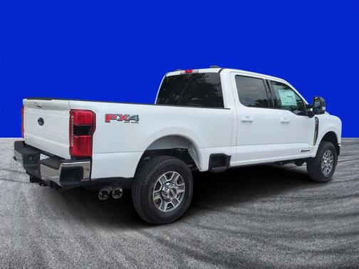 2025 Ford F-350 Lariat Super Duty