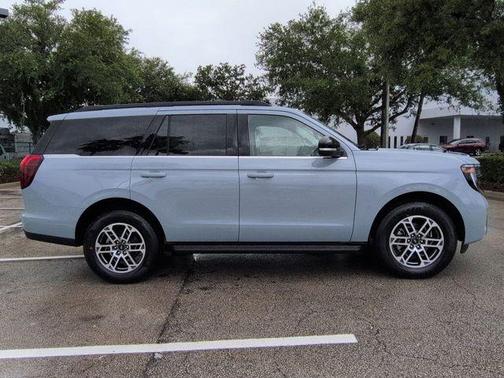 Gray Metallic 2026 Ford Expedition Active