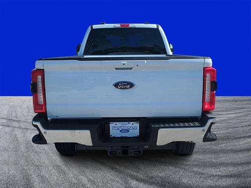 2025 Ford F-350 Lariat Super Duty