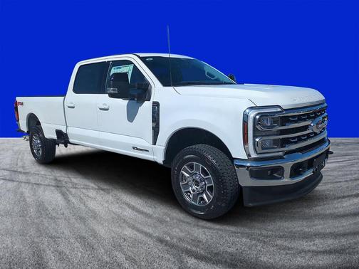 2025 Ford F-350 Lariat Super Duty