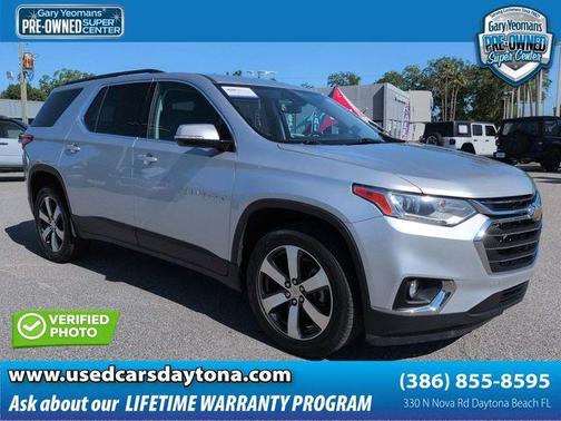 Silver Ice Metallic 2020 Chevrolet Traverse LT Leather