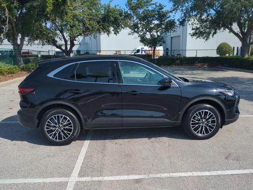 2025 Ford Escape PHEV