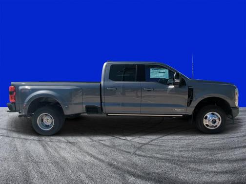 2025 Ford F-350 Platinum
