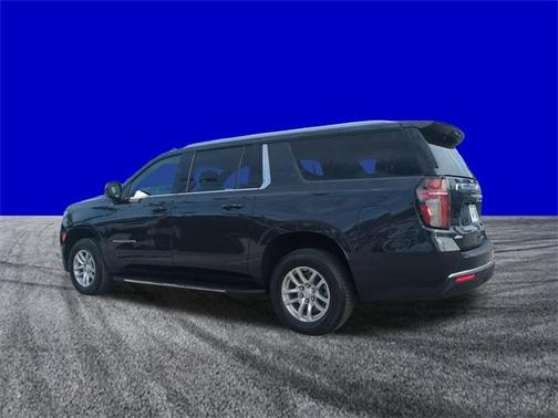 2023 Chevrolet Suburban LS