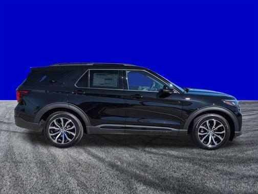 Black 2026 Ford Explorer ST-Line