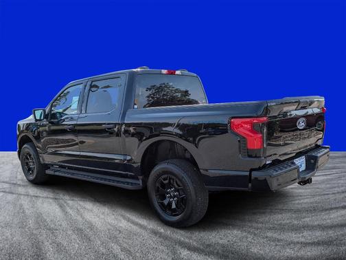 2025 Ford F-150 Lightning XLT
