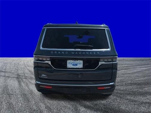 2023 Jeep Grand Wagoneer Base