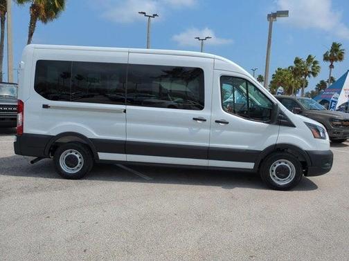 Oxford White 2026 Ford Transit-350