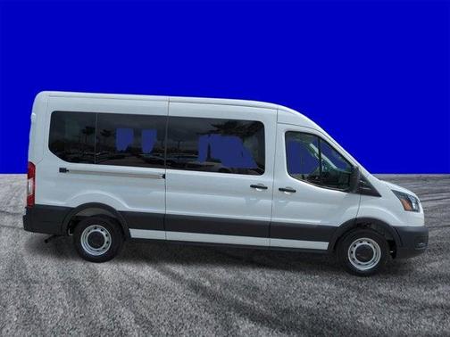 Oxford White 2026 Ford Transit-350