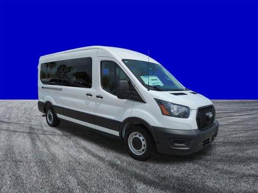Oxford White 2026 Ford Transit-350