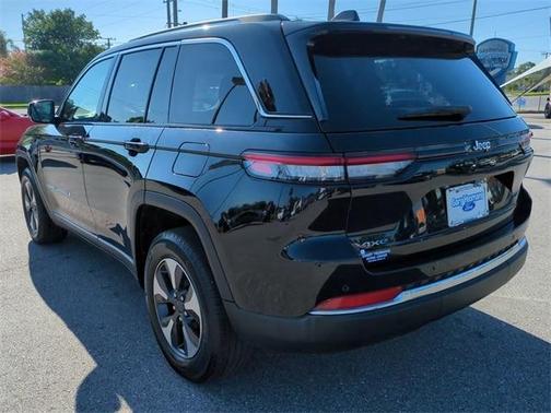 2023 Jeep Grand Cherokee 4xe Base