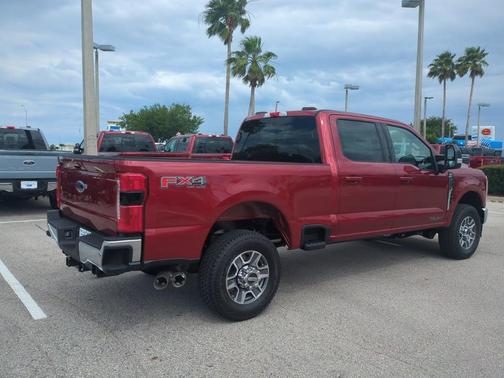 2025 Ford F-350 Lariat Super Duty