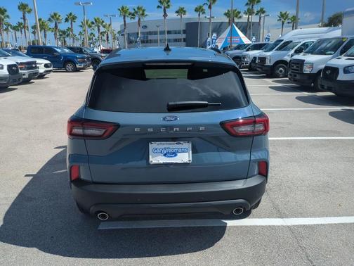 2025 Ford Escape ST-Line