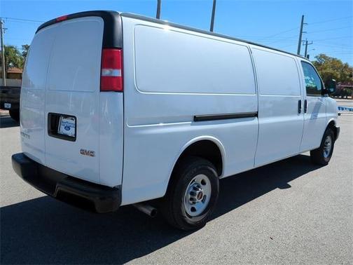 2023 GMC Savana 2500 Work Van