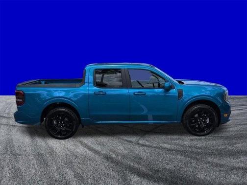 Blue 2026 Ford Maverick Lobo Standard