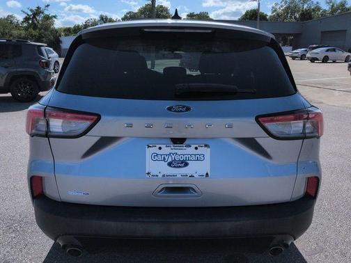 Blue Silver Metallic 2022 Ford Escape SE