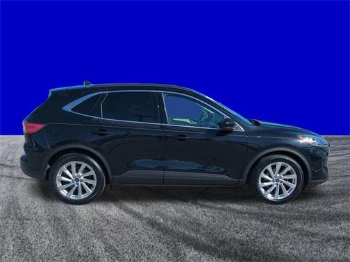 2021 Ford Escape Titanium Hybrid