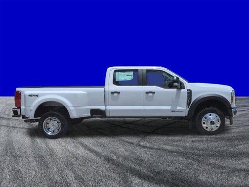 Oxford White 2026 Ford F-450