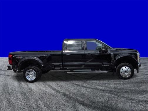 2026 Ford F-450 Lariat