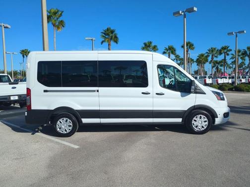 2025 Ford Transit-350