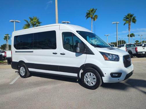 2025 Ford Transit-350