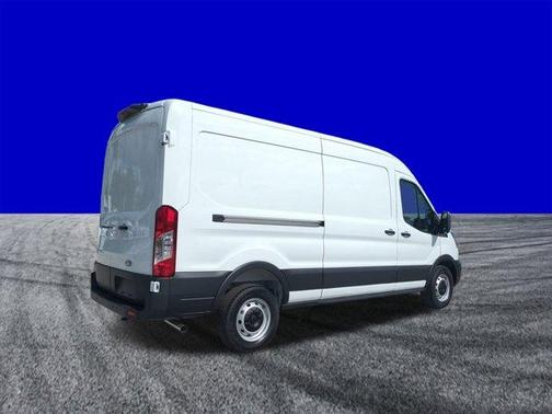 2026 Ford Transit-250 148 WB Medium Roof Cargo