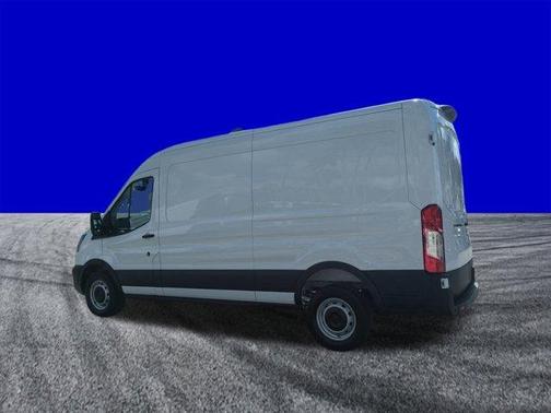 2026 Ford Transit-250 148 WB Medium Roof Cargo