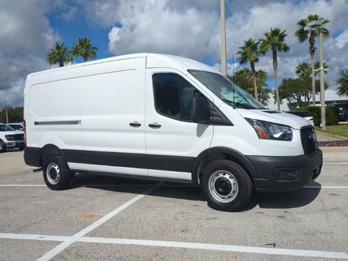 2026 Ford Transit-250 148 WB Medium Roof Cargo
