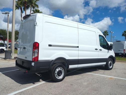 2026 Ford Transit-250 148 WB Medium Roof Cargo