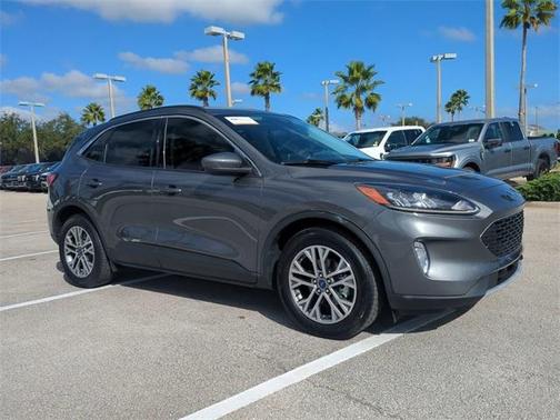 2022 Ford Escape SEL